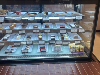 turnkey-cafe-retail-site-100k-high-spec-fit-out-open-to-negotiation-4