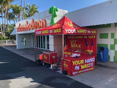 wax-hands-make-a-wax-mold-of-a-hand-in-wax-5