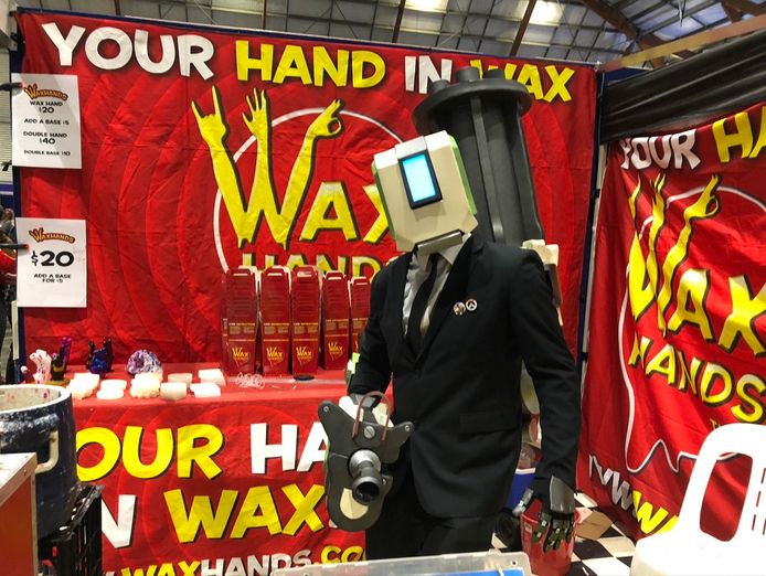 wax-hands-make-a-wax-mold-of-a-hand-in-wax-7