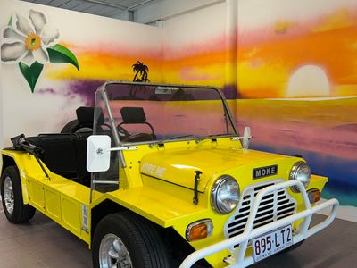 noosa-scooter-and-mini-moke-hire-aventura-hire-1