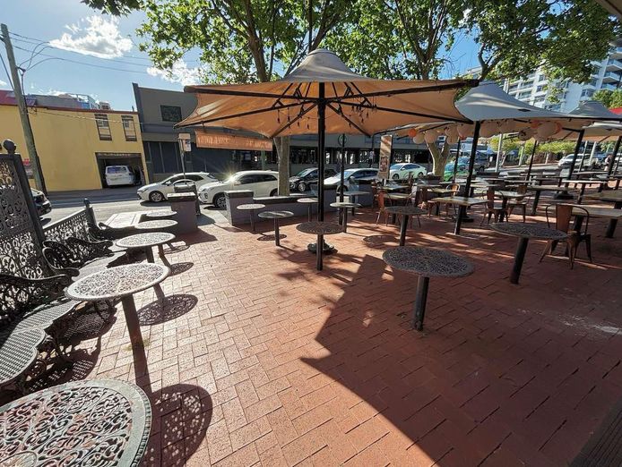 iconic-wollongong-pizzeria-for-sale-1