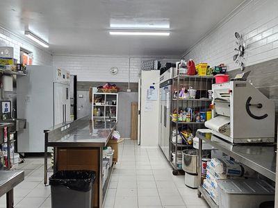 pizza-and-kebab-shop-urgent-sale-2