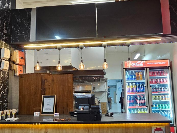 pizza-and-kebab-shop-urgent-sale-7