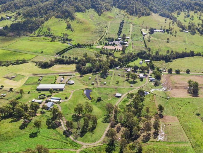 369-acre-farm-and-equestrian-business-0