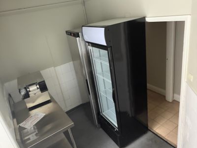 cbd-retail-opportunity-bubble-tea-coffee-motivated-vendor-near-chinatown-2