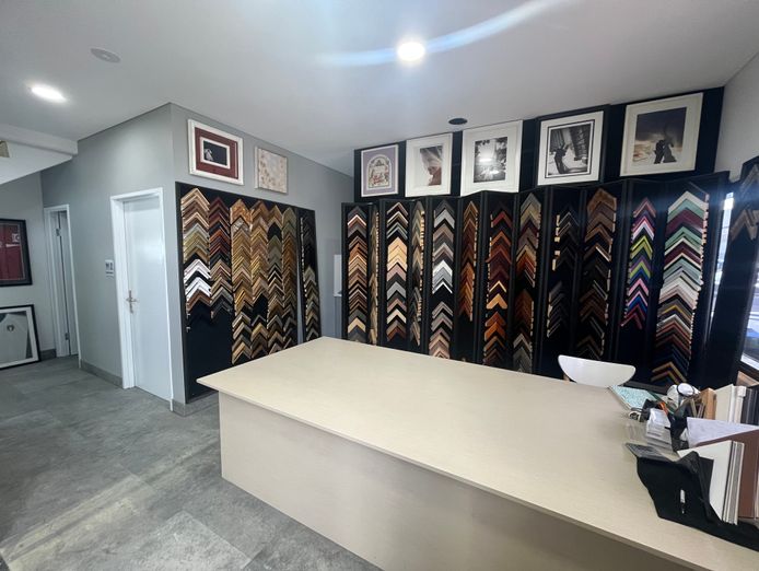 profitable-custom-picture-framing-retail-maufacturing-business-est-32-years-0