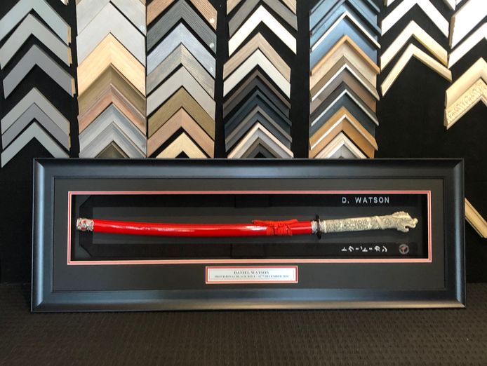 profitable-custom-picture-framing-retail-maufacturing-business-est-32-years-6