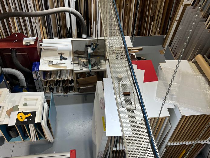 profitable-custom-picture-framing-retail-maufacturing-business-est-32-years-2