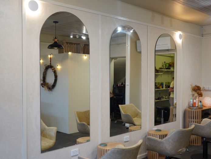 australias-most-easterly-hair-salon-prime-marina-location-turnkey-business-8