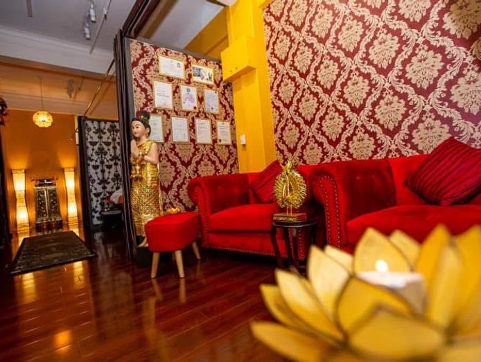 thai-massage-shop-sale-4