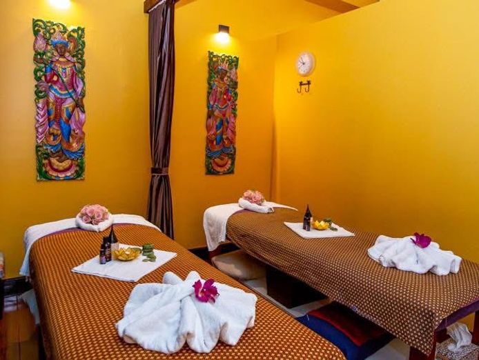 thai-massage-shop-sale-3
