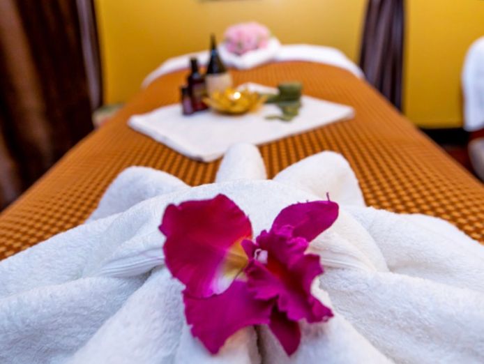 thai-massage-shop-sale-2