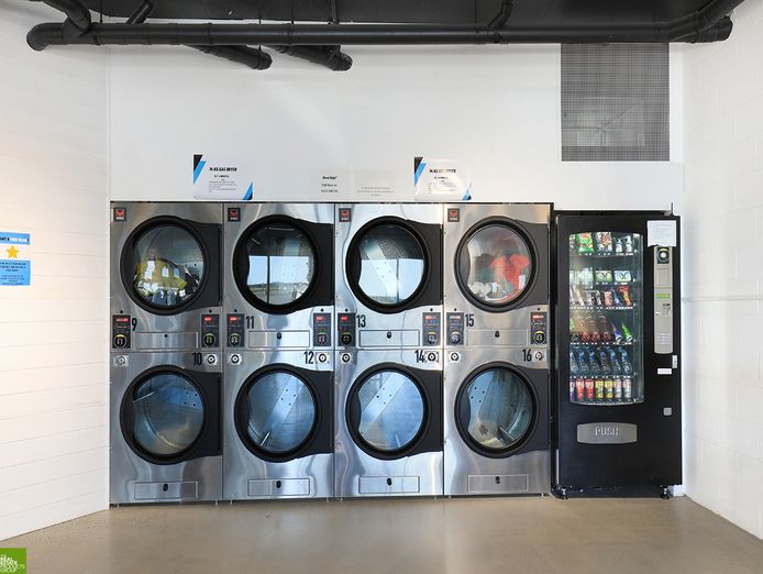 automated-laundromat-high-return-low-effort-2