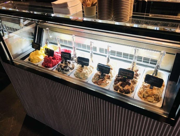 step-into-one-of-wollongong-39-s-favourite-dessert-bars-and-start-earning-from-day-4