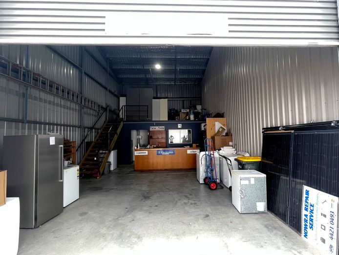 profitable-50-years-established-whitegoods-repair-business-for-sale-nowra-2