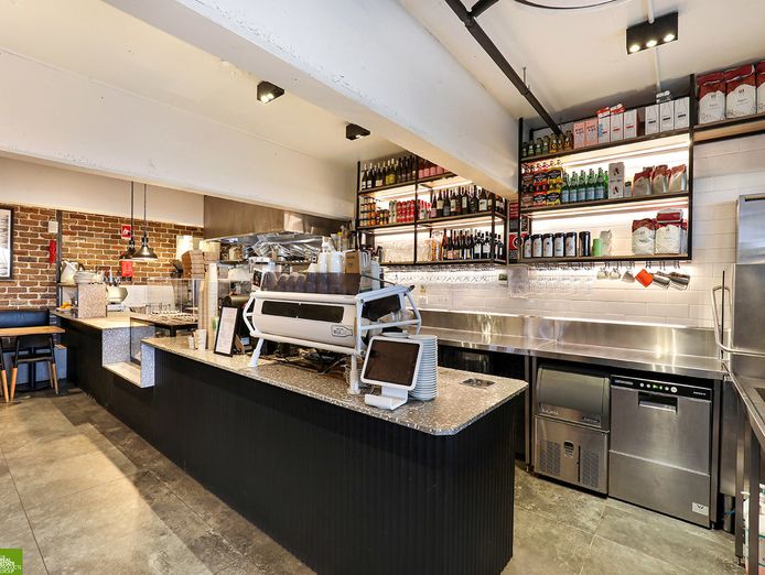 a-rare-opportunity-to-take-over-one-of-wollongong-39-s-most-popular-hospitality-ven-2