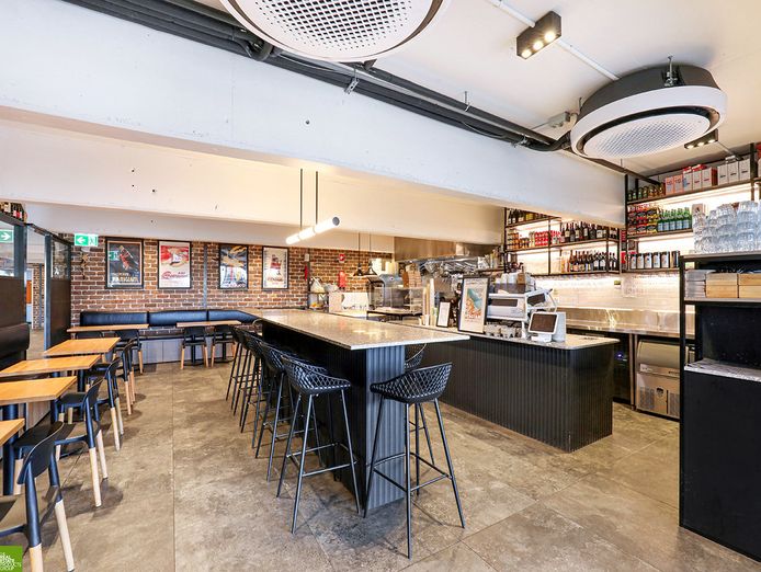 a-rare-opportunity-to-take-over-one-of-wollongong-39-s-most-popular-hospitality-ven-3
