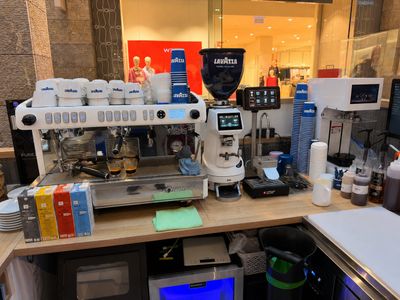 0-upfront-cost-fully-equipped-cafe-vendor-finance-available-charlestown-square-2