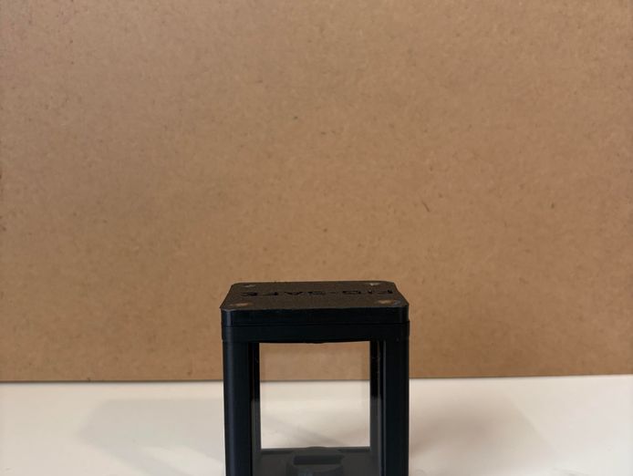 fig-safe-studless-lego-minifigure-display-case-1