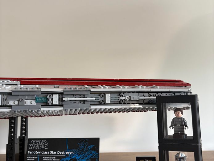 fig-safe-studless-lego-minifigure-display-case-5