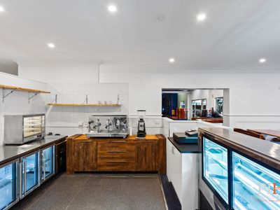 lama-lounge-turnkey-family-cafe-restaurant-for-sale-in-cowes-phillip-island-7