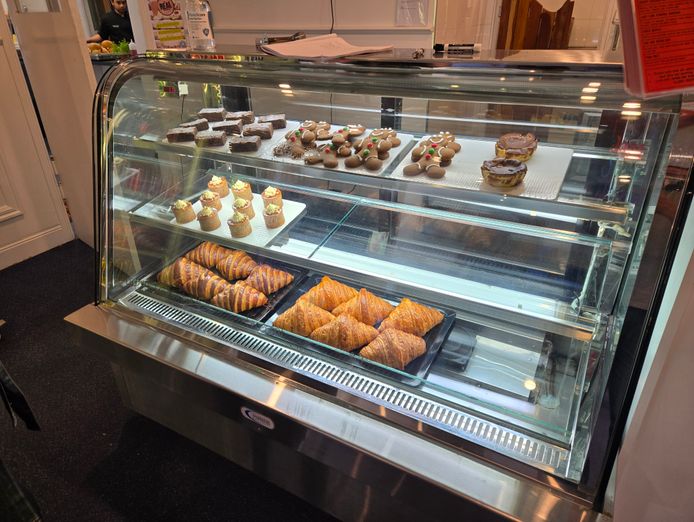lama-lounge-turnkey-family-cafe-restaurant-for-sale-in-cowes-phillip-island-1