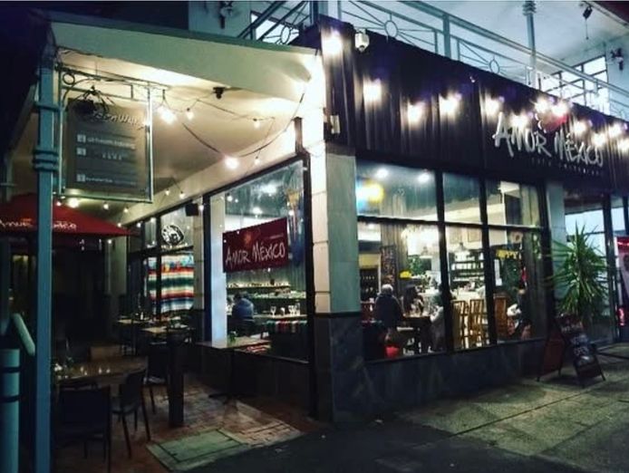 established-22-year-restaurant-turnkey-loyal-customers-85k-3