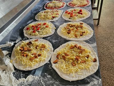 collingwood-corner-pizza-restaurant-for-sale-prime-location-great-opportunity-5
