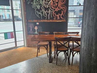 collingwood-corner-pizza-restaurant-for-sale-prime-location-great-opportunity-9