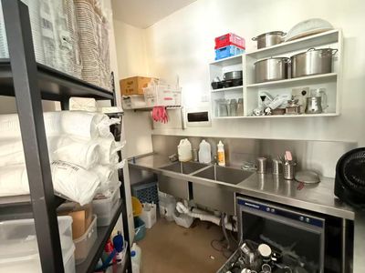 cafe-restaurant-in-caloundra-for-sale-3