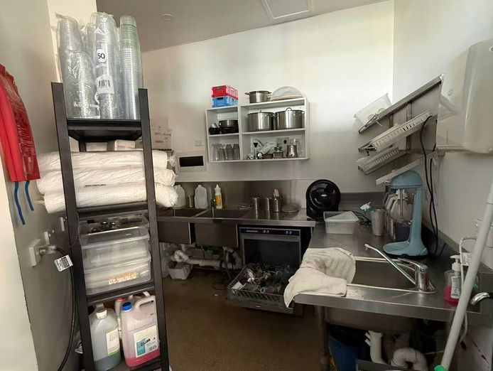 cafe-restaurant-in-caloundra-for-sale-5