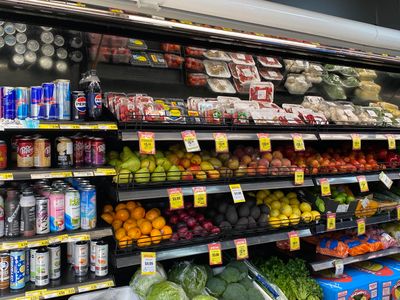 iga-local-grocery-for-sell-0