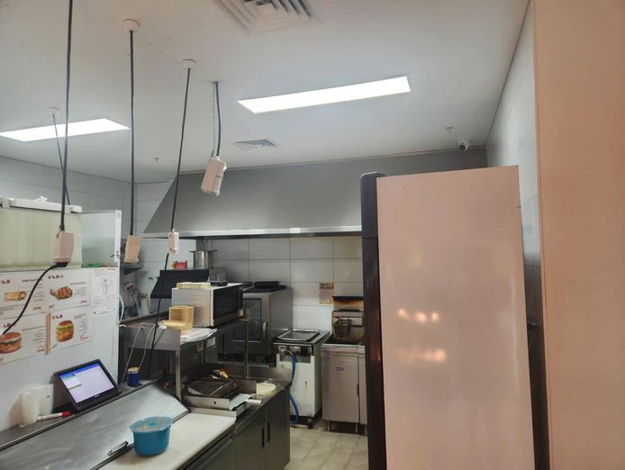 chicking-shopping-centre-entrance-highly-profitable-fully-equipped-8