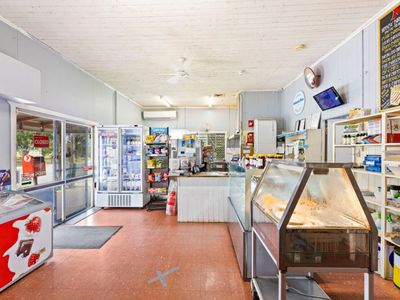 general-store-with-fuel-and-freehold-4