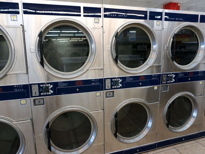 established-coin-laundry-2-500-weekly-takings-signific-0