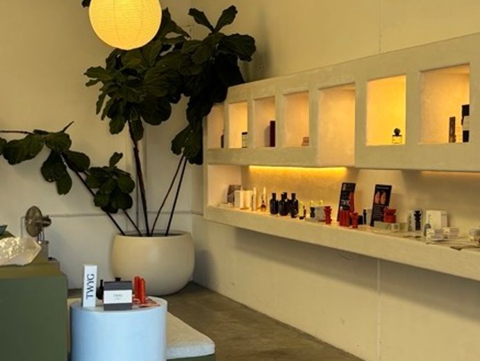 health-wellness-studio-infrared-saunas-ice-baths-onsite-therapists-more-4