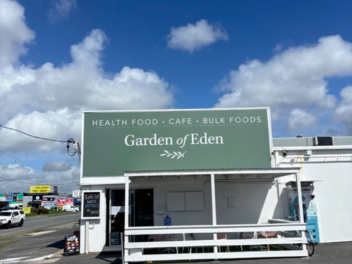 cafe-health-food-shop-0