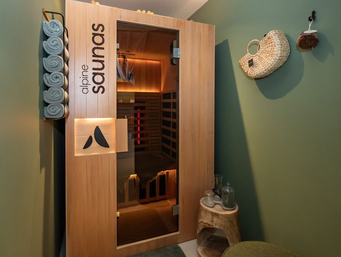 wellness-studio-for-sale-turnkey-low-overheads-easy-to-operate-scaleable-0