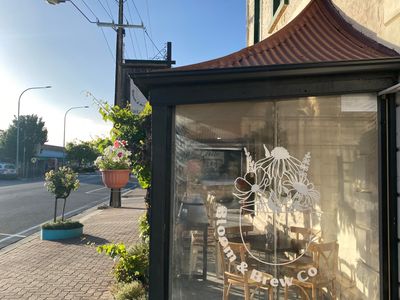 1-rated-cafe-in-normanville-for-sale-7
