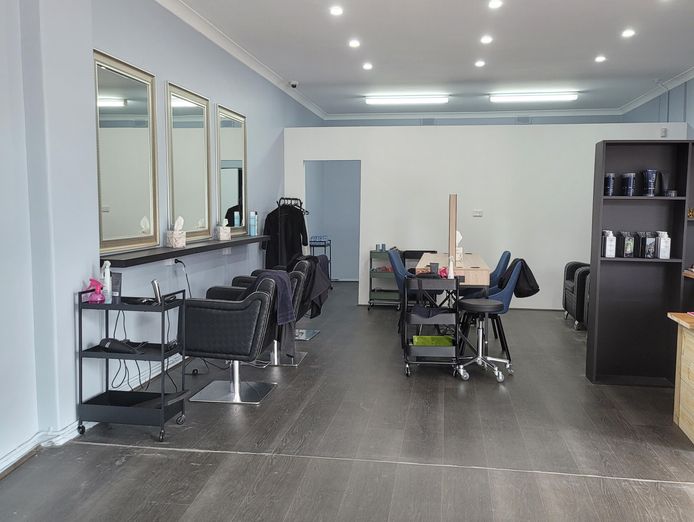 fully-equipped-hair-salon-business-for-sale-0