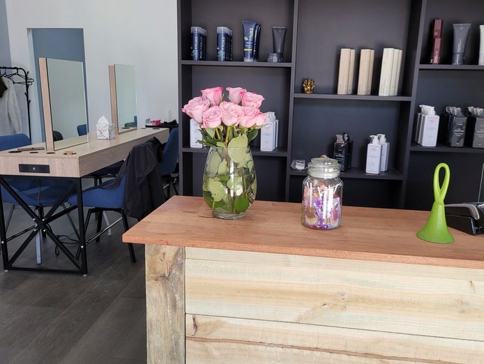fully-equipped-hair-salon-business-for-sale-3