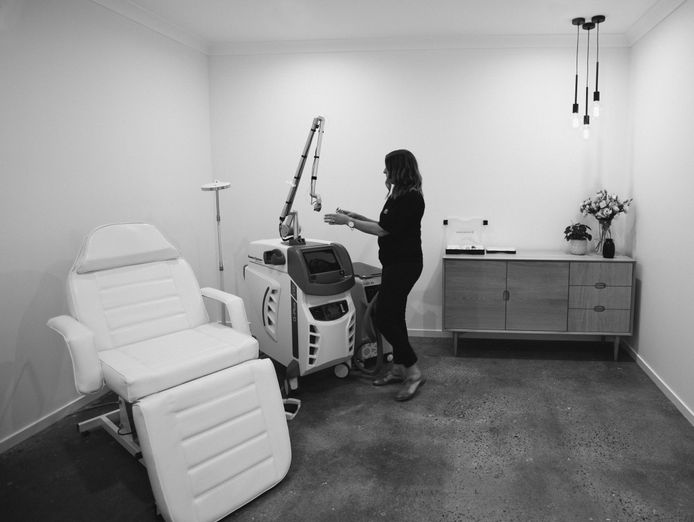 established-laser-tattoo-removal-aesthetic-system-high-end-asset-eoi-0