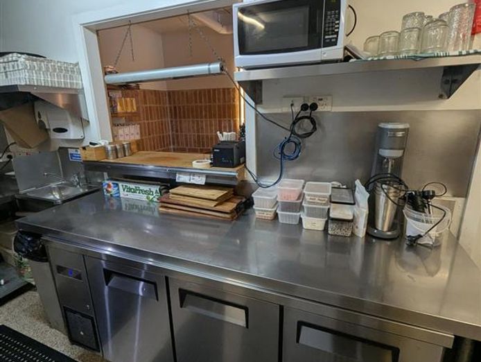 legacy-cafe-camberwell-prime-location-fully-fitted-ready-to-grow-4