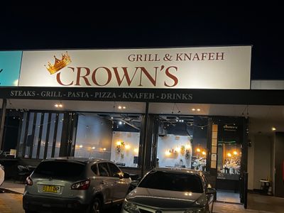 crowns-grill-knafeh-0