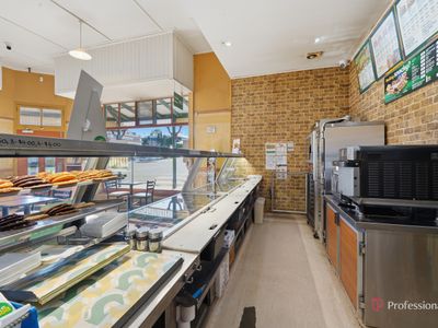 established-subway-franchise-in-the-heart-of-uralla-8