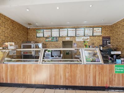 established-subway-franchise-in-the-heart-of-uralla-7