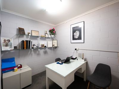 jewellery-giftware-store-for-sale-prime-location-established-business-1