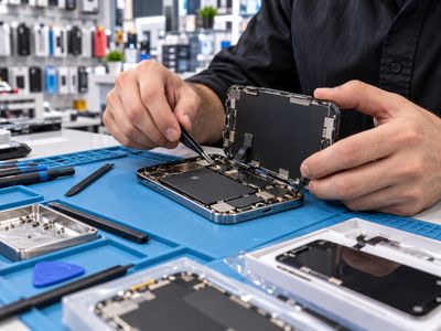 mobile-phone-accessories-wholesaler-established-16-years-strong-retail-network-2