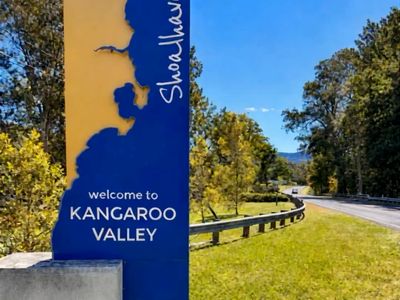 award-winning-kangaroo-valley-pie-shop-170-000-profit-1