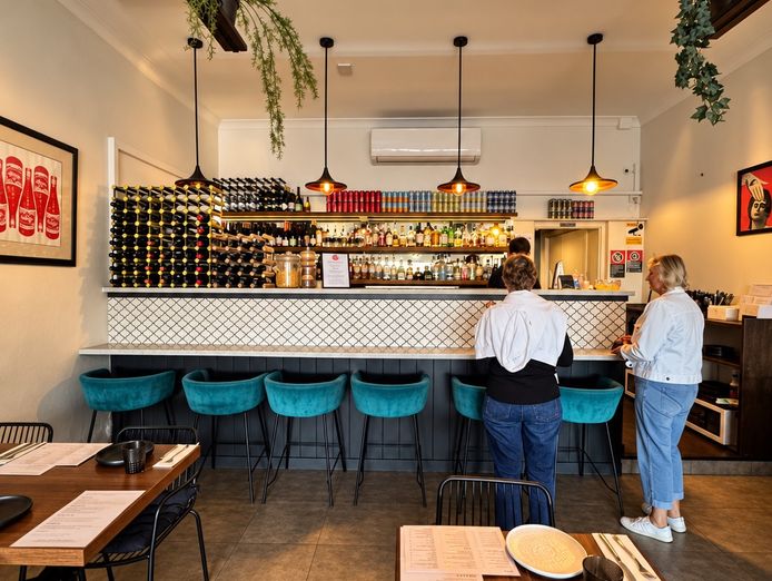 prime-kiama-restaurant-multi-awarded-highly-profitable-main-street-2